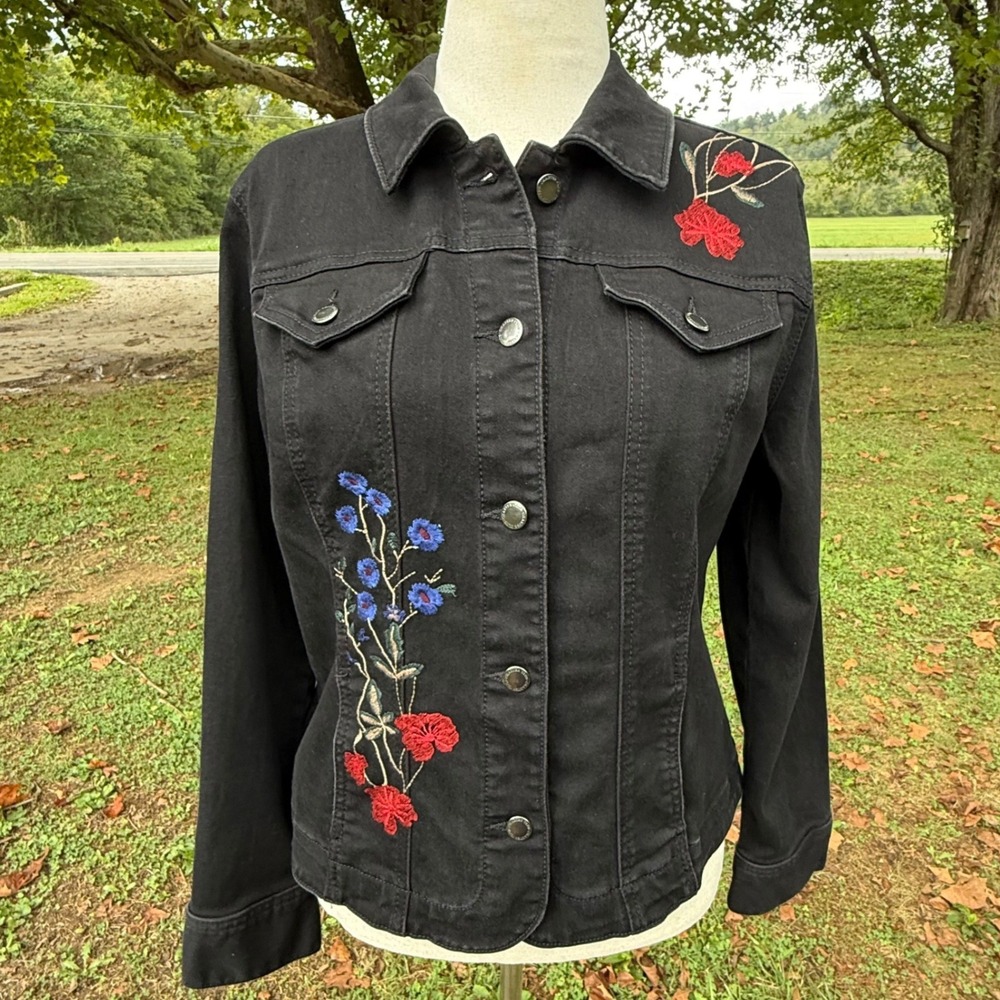 Charter Club Womens Black Denim Floral Embroidered Trucker Jacket Large L Boho